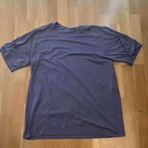 Lululemon Metal Vent Tech Shirt size XL